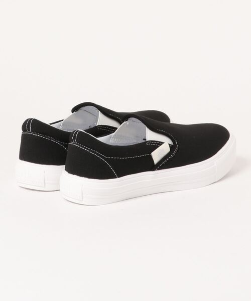 earth music&ecology(アースミュージックアンドエコロジー)の「《earth music&ecology》サステナブルスリッポン EM-681(スリッポン・レディース・ブラック/アイボリー・23.0cm/23.5cm/22.5cm/24.5cm/24.0cm)」の3枚目の写真