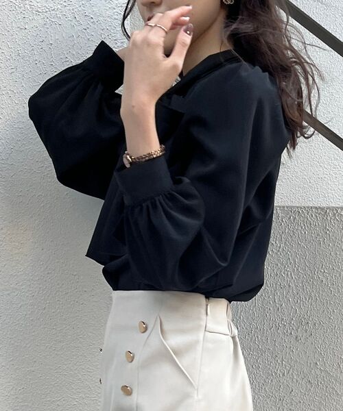 MAJESTIC LEGON（マジェスティックレゴン）の「とろみボウタイブラウス（シャツ/ブラウス・レディース・オフホワイト/ホワイト系その他/ブラック・MEDIUM）」の11枚目の写真