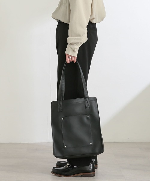 SENSE OF PLACE by URBAN RESEARCH（センスオブプレイスバイアーバンリサーチ）の「フェイクレザートートバッグ（トートバッグ・メンズ・ブラック・ONE）」の2枚目の写真