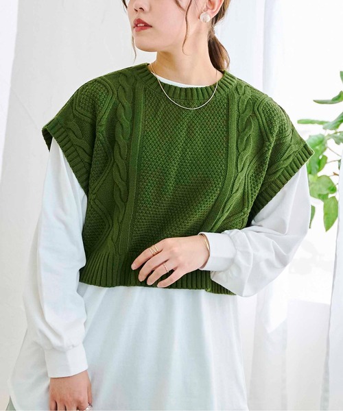 CPCM（シーピーシーエム）の「ケーブルバックスリットニットベストSET（Tシャツ/カットソー・レディース・グリーン/チャコールグレー/オフホワイト/オレンジ・FREE）」の8枚目の写真