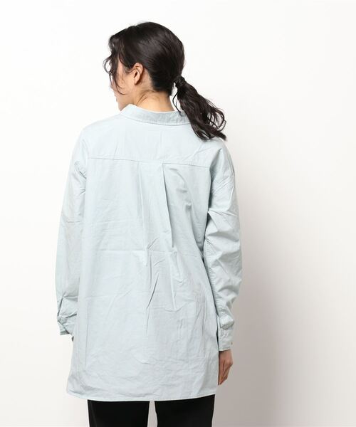 Samansa Mos2(サマンサ モスモス)の「カラーゆるシャツ(シャツ/ブラウス・レディース・ベージュ/オフホワイト/サックスブルー/ピンク/ミント/チャコール・フリ-)」の9枚目の写真