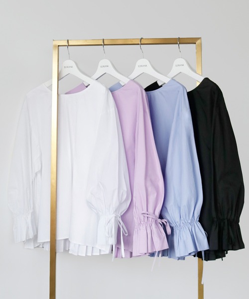 バックプリーツボリュームスリーブイレギュラーヘムブラウス