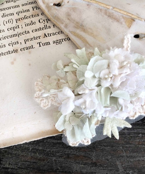 m.soeur(エムスール)の「クララとランタナのコサージュ*(ブローチ/コサージュ・レディース・ピンク/グリーン・FREE)」の4枚目の写真