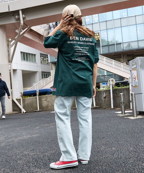 BEN DAVIS(ベンデイビス)の「【BEN DAVIS/ベンデイビス】 GORILLA EMB TEE/バックプリントTシャツ/ワンポイントロゴTシャツ/ユニセックス(Tシャツ/カットソー・レディース・ホワイト/チャコールグレー/ベージュ/パープル/グリーン・SMALL/MEDIUM/LARGE/X-LARGE)」の6枚目の写真