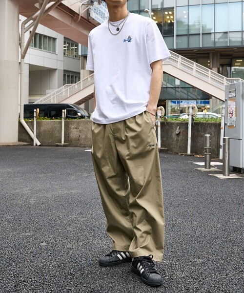 BEN DAVIS(ベンデイビス)の「【BEN DAVIS/ベンデイビス】 GORILLA EMB TEE/バックプリントTシャツ/ワンポイントロゴTシャツ/ユニセックス(Tシャツ/カットソー・レディース・ホワイト/チャコールグレー/ベージュ/パープル/グリーン・SMALL/MEDIUM/LARGE/X-LARGE)」の12枚目の写真
