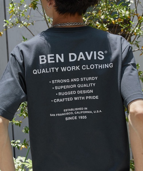 BEN DAVIS(ベンデイビス)の「【BEN DAVIS/ベンデイビス】 GORILLA EMB TEE/バックプリントTシャツ/ワンポイントロゴTシャツ/ユニセックス(Tシャツ/カットソー・レディース・ホワイト/チャコールグレー/ベージュ/パープル/グリーン・SMALL/MEDIUM/LARGE/X-LARGE)」の3枚目の写真