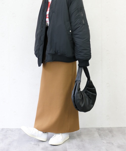 Per sist ence（パーシエンス）の「Per sist ence/パーシエンス　PUエンボスプリーツ ハーフムーンバッグ（ハンドバッグ・レディース・グリーン/グレイッシュベージュ/ブラック/アイボリー・FREE）」の19枚目の写真