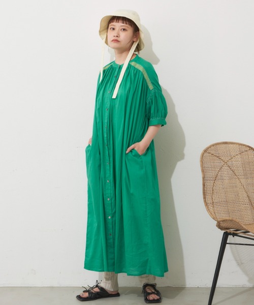 MERLOT（メルロー）の「カラーシャーリングワンピース（シャツワンピース・レディース・グリーン/ネイビー/ホワイト・FREE）」の12枚目の写真