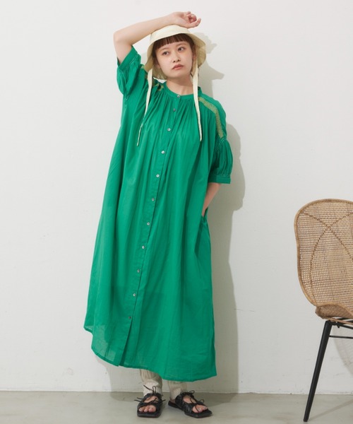 MERLOT（メルロー）の「カラーシャーリングワンピース（シャツワンピース・レディース・グリーン/ネイビー/ホワイト・FREE）」の14枚目の写真