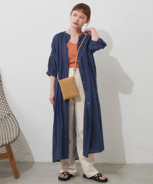 MERLOT（メルロー）の「カラーシャーリングワンピース（シャツワンピース・レディース・グリーン/ネイビー/ホワイト・FREE）」の21枚目の写真