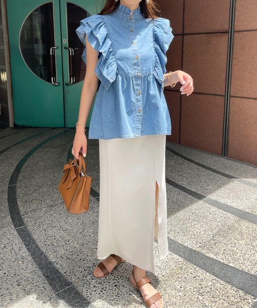 StyleSea(スタイルシー)の「デニムヨークフリルノースリーブブラウス(シャツ/ブラウス・レディース・ライトブルー/ブルー・MEDIUM)」の11枚目の写真