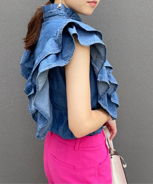 StyleSea(スタイルシー)の「デニムヨークフリルノースリーブブラウス(シャツ/ブラウス・レディース・ライトブルー/ブルー・MEDIUM)」の18枚目の写真