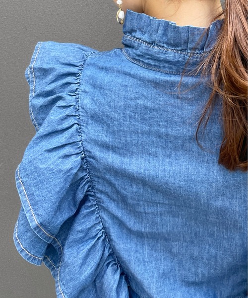 StyleSea(スタイルシー)の「デニムヨークフリルノースリーブブラウス(シャツ/ブラウス・レディース・ライトブルー/ブルー・MEDIUM)」の20枚目の写真