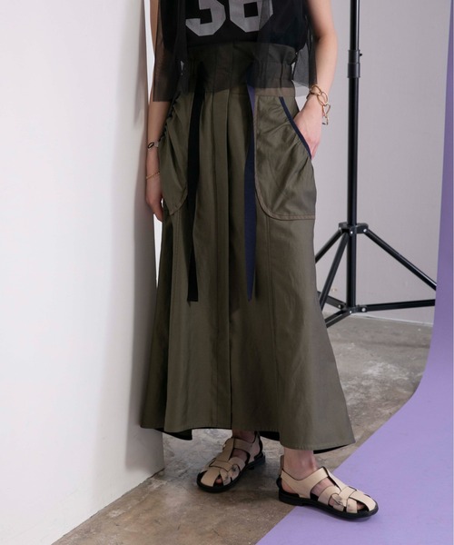 Eimee Law(エイミーロウ)の「ソフトマーメイドミリタリースカート(スカート・レディース・カーキ/ブラック・38)」の8枚目の写真