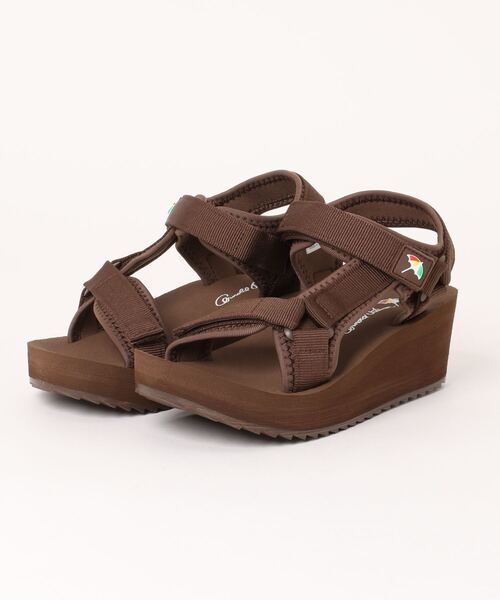 Arnold Palmer(アーノルドパーマー)の「【Arnold Palmer】 スポーツサンダル(サンダル・レディース・ブラック×ブラック/グレー/ブラウン/ベージュ・M/S/L/LL)」の4枚目の写真