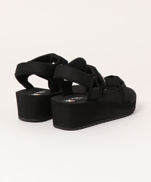 Arnold Palmer(アーノルドパーマー)の「【Arnold Palmer】 スポーツサンダル(サンダル・レディース・ブラック×ブラック/グレー/ブラウン/ベージュ・M/S/L/LL)」の5枚目の写真