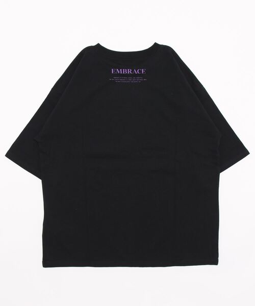 HONEYSUCKLE ROSE（ハニーサックルローズ）の「【HONEYSUCKLE ROSE】フォトプリントＴシャツ（Tシャツ/カットソー・レディース・ホワイト/ブラック/ブラック×パープル・M/L）」の6枚目の写真