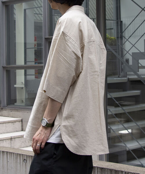 GLOSTER（グロスター）の「【GLOSTER/グロスター】ユーロミリタリー バンドカラービッグシャツ シャツアウター（シャツ/ブラウス・メンズ・キナリ/チャコールグレー/オリーブ・S/M/L）」の6枚目の写真