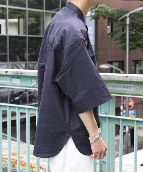 GLOSTER（グロスター）の「【GLOSTER/グロスター】ユーロミリタリー バンドカラービッグシャツ シャツアウター（シャツ/ブラウス・メンズ・キナリ/チャコールグレー/オリーブ・S/M/L）」の16枚目の写真