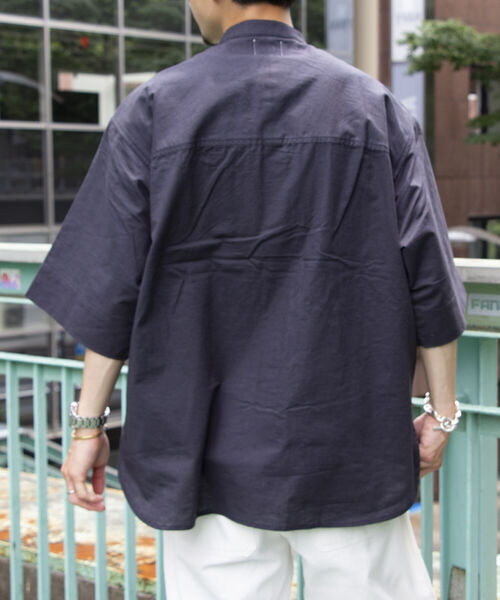 GLOSTER（グロスター）の「【GLOSTER/グロスター】ユーロミリタリー バンドカラービッグシャツ シャツアウター（シャツ/ブラウス・メンズ・キナリ/チャコールグレー/オリーブ・S/M/L）」の17枚目の写真