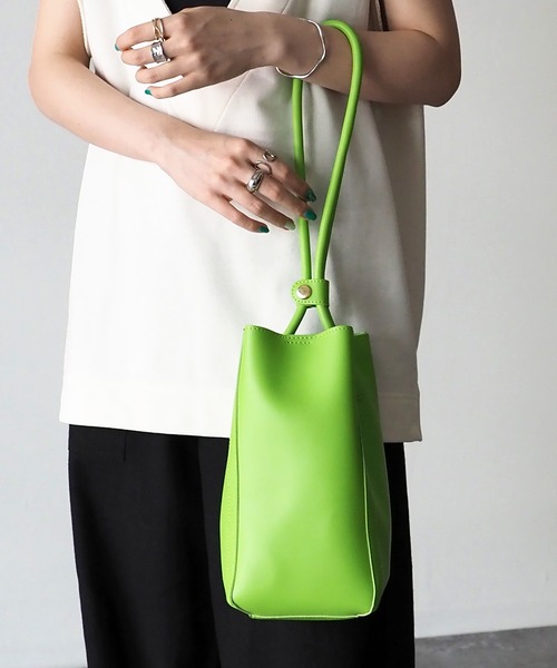 Riberry（リベリー）の「ワンハンドルロングバッグ（ハンドバッグ・レディース・ホワイト/ブラック/グリーン/ピンク・FREE）」の18枚目の写真