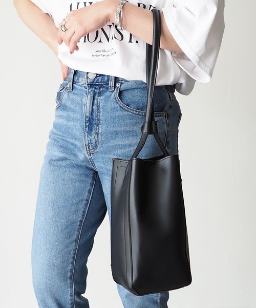 Riberry（リベリー）の「ワンハンドルロングバッグ（ハンドバッグ・レディース・ホワイト/ブラック/グリーン/ピンク・FREE）」の16枚目の写真