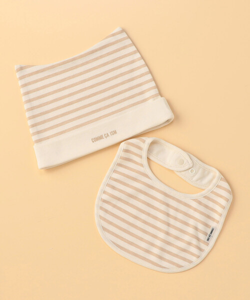 COMME CA ISM（コムサイズム）の「ニットキャップ・スタイ入り　ギフトセット(キャップサイズ42-44cm)（ベビーギフト・キッズ・ホワイト/ベージュ/サックスブルー/ピンク・42-44cm）」の3枚目の写真