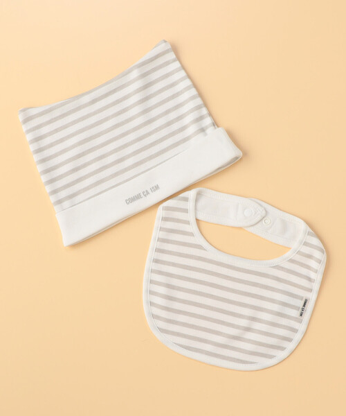 COMME CA ISM（コムサイズム）の「ニットキャップ・スタイ入り　ギフトセット(キャップサイズ42-44cm)（ベビーギフト・キッズ・ホワイト/ベージュ/サックスブルー/ピンク・42-44cm）」の2枚目の写真