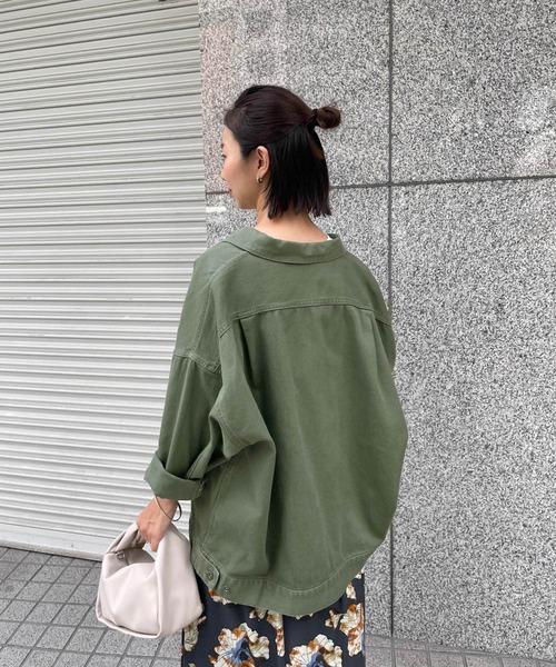 URBAN RESEARCH DOORS(アーバンリサーチドアーズ)の「コットンツイルドルマンジャケット(その他アウター・レディース・カーキ/ベージュ系その他・MEDIUM)」の21枚目の写真