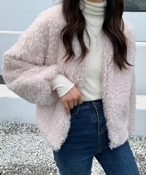 ECLIN（エクラン）の「ボリュームノーカラーボアブルゾン（ブルゾン・レディース・ブラック/ベージュ/モカ・FREE）」の20枚目の写真