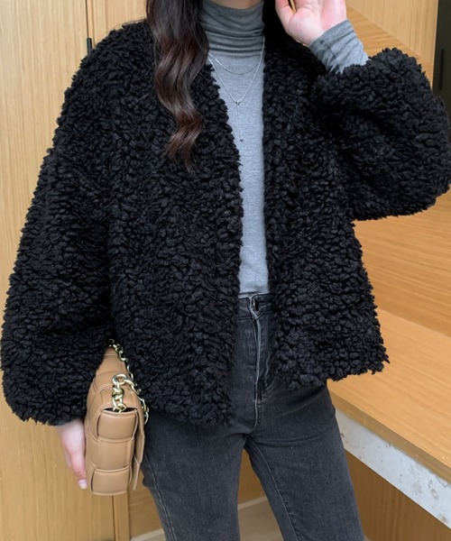 ECLIN（エクラン）の「ボリュームノーカラーボアブルゾン（ブルゾン・レディース・ブラック/ベージュ/モカ・FREE）」の21枚目の写真