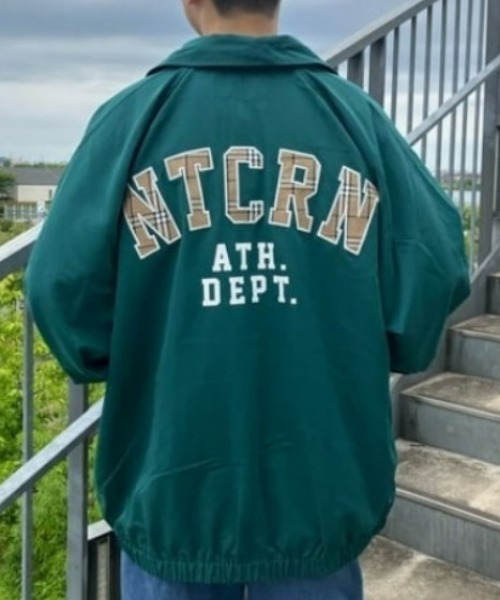 RODEO CROWNS WIDE BOWL（ロデオクラウンズワイドボウル）の「BIG コーチジャケット（ナイロンジャケット・メンズ・グリーン/ブラック/ベージュ・LARGE/MEDIUM）」の5枚目の写真