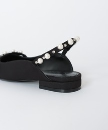 ツルバイマリコオイカワ パール ビジュー リボン フラットパンプス Sissi TSURU by Mariko Oikawa（ツルバイマリコオイカワ）の「TSURU /Sissi