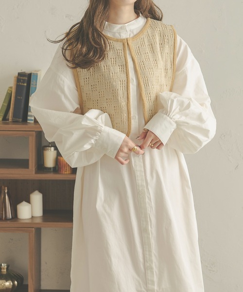 Ambre Neige(アンブルネージュ)の「透かし編みニットベスト/【WEB/EC限定商品】(ベスト・レディース・モカ/アイボリー・FREE)」の2枚目の写真