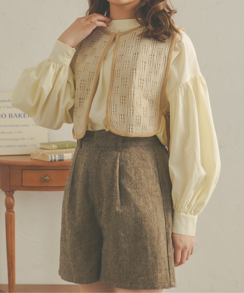 Ambre Neige(アンブルネージュ)の「透かし編みニットベスト/【WEB/EC限定商品】(ベスト・レディース・モカ/アイボリー・FREE)」の8枚目の写真