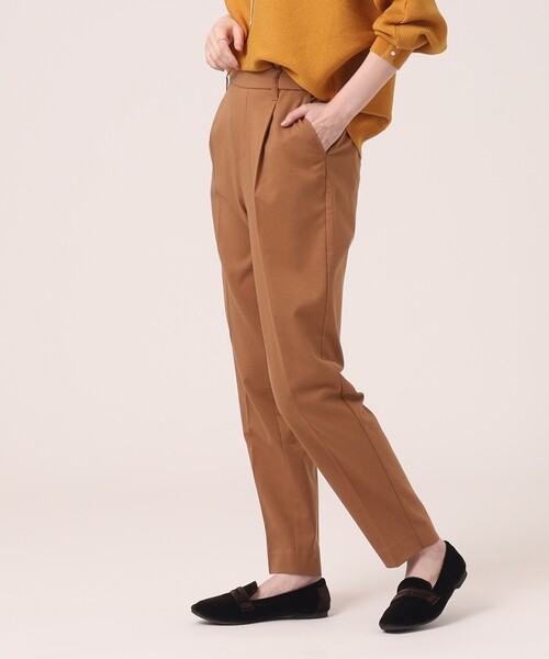 SHOO・LA・RUE（シューラルー）の「◆【美脚シルエット】裏面微起毛タック テーパードパンツ（その他パンツ・レディース・チャコールグレー/ブラック/ブルー/ブラウン系/ブラウン系2/ピンク系・10/02/03/01/05/04）」の18枚目の写真