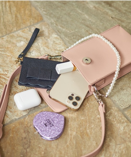tocco closet（トッコ　クローゼット）の「２ＷＡＹパールショルダー付きミニ携帯ケース（ショルダーバッグ・レディース・ブラック/ピンク/アイボリー・FREE）」の4枚目の写真