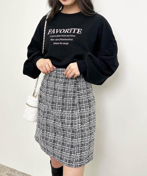 INGNI（イング）の「ふくれ刺繍ロゴプルオーバー（スウェット・レディース・ホワイト系6/ラベンダー/ホワイト×ブラック/ブラック・M）」の6枚目の写真