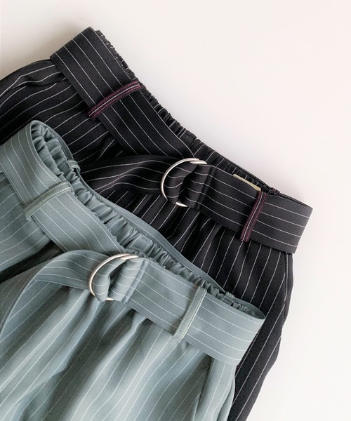 Q（キュー）の「ストライプサイドスリットワイドパンツ（その他パンツ・レディース・ブラック系その他/カーキ・MEDIUM）」の9枚目の写真