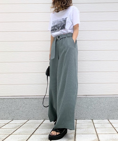 Q（キュー）の「ストライプサイドスリットワイドパンツ（その他パンツ・レディース・ブラック系その他/カーキ・MEDIUM）」の15枚目の写真