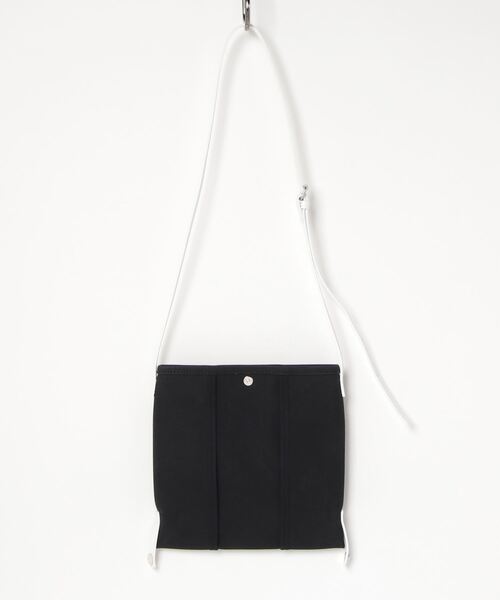 beautiful people（ビューティフルピープル）の「beautiful people lining logo pocket mini shoulder bag 7325611967（ショルダーバッグ・レディース・ブラック/グレー/オフホワイト・FREE）」の10枚目の写真