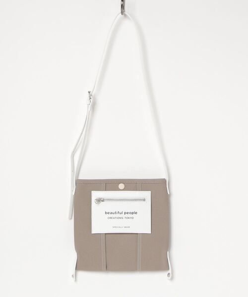beautiful people（ビューティフルピープル）の「beautiful people lining logo pocket mini shoulder bag 7325611967（ショルダーバッグ・レディース・ブラック/グレー/オフホワイト・FREE）」の9枚目の写真