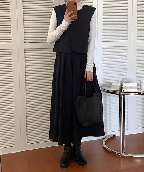 LYEON(リヨン)の「タックフレアロングスカート(スカート・レディース・ブラック/グレー・FREE)」の6枚目の写真