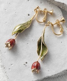 Zoule（ゾーラ）の「tulipsイヤリング（イヤリング）」