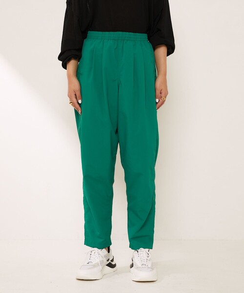 Aresense（アーセンス）の「BURLAP OUTFITTER × Aresense/バーラップアウトフィッター 別注SupplexNylon Track Pants/サプレックスナイロントラックパンツ（その他パンツ・レディース・ブルー/オリーブ/オレンジ・S）」の19枚目の写真