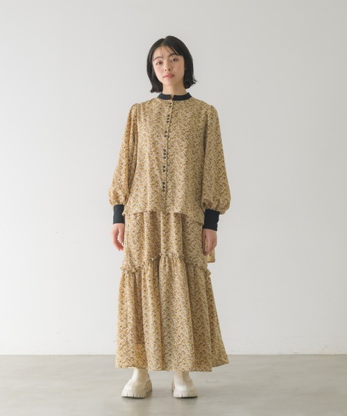 idem（イデム）の「stand collar flower blouse/小花柄スタンドカラーブラウス（シャツ/ブラウス・レディース・ベージュ/ブラック・FREE）」の16枚目の写真