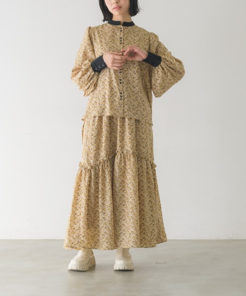 idem（イデム）の「stand collar flower blouse/小花柄スタンドカラーブラウス（シャツ/ブラウス・レディース・ベージュ/ブラック・FREE）」の17枚目の写真