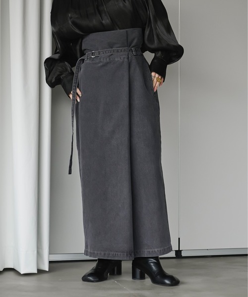 Ezick(エジック)の「Mode denim slim ラップライクスカート(デニムスカート・レディース・グレー/ブラック・SMALL/MEDIUM)」の13枚目の写真