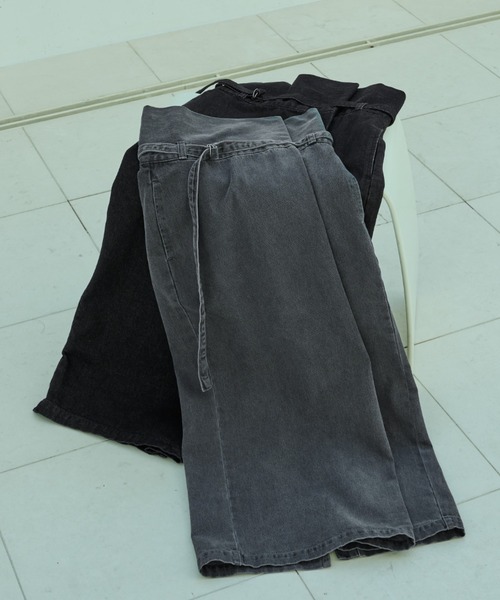 Ezick(エジック)の「Mode denim slim ラップライクスカート(デニムスカート・レディース・グレー/ブラック・SMALL/MEDIUM)」の14枚目の写真