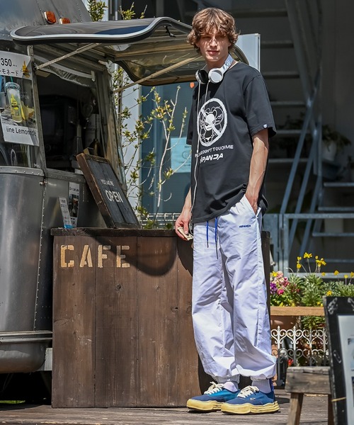 HIPANDA(ハイパンダ)の「HIPANDA ハイパンダ メンズ プリント&スパンコール Tシャツ(Tシャツ/カットソー・メンズ・ホワイト/ブラック・LARGE/XX-LARGE/MEDIUM/SMALL/X-LARGE)」の4枚目の写真
